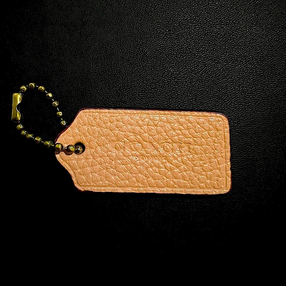 New COACH Charm Bag Tag Accessory Pebbled Leather Peach Keychain Detachable